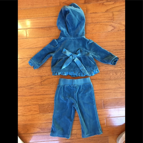 Kenneth Cole baby girl 2 piece outfit 6/9 MON - Picture 2 of 6